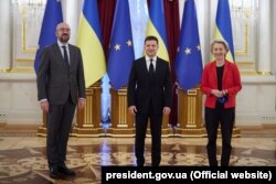 Володимир Зеленський, голова Європейської Ради Шарль Мішель та президентка Єврокомісії Урсула фон дер Ляйєн, Київ, саміт Україна - ЄС, 12 жовтня 2021 року