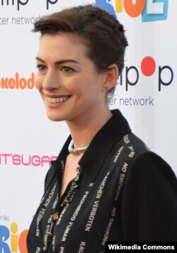 Anne Hathaway