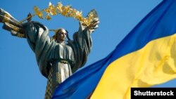 Монумент Незалежності – тріумфальна колона в Києві, присвячена незалежності України