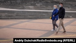 План дій влади має бути таким самим, як і під час попередніх хвиль – захист груп ризику і масове щеплення