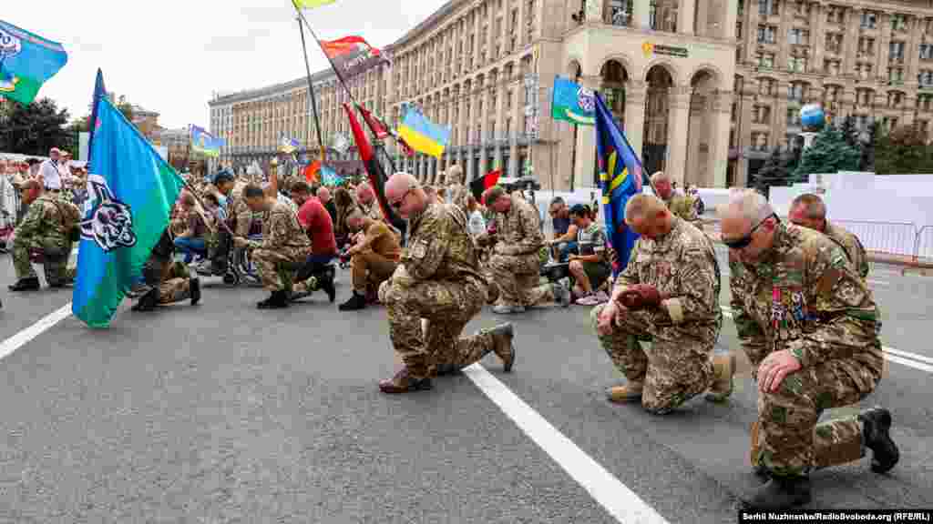 На майдані Незалежності вшановують пам&#39;ять Героїв Небесної сотні