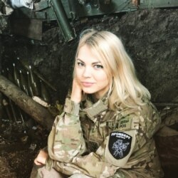 Алла Мартинюк,співачка, актриса та поетеса, військова волонтерка