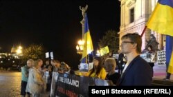 Акція протесту під «Рудольфінумом» у Празі проти виступу Валентини Лисиці 19 вересня 2018 року