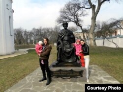 Родина Вікарчуків. Весна 2015 р.