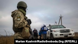 Розведення військ поблизу Петровського, Донецька область, листопад 2019 року