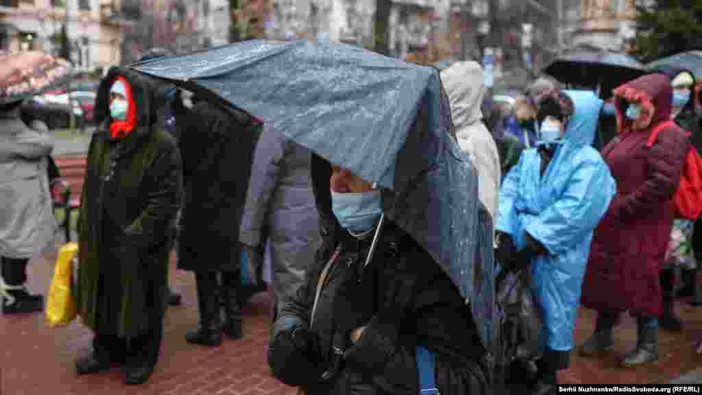 Святкові заходи відбулись одночасно на восьми локаціях