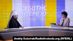 Митрополит Епіфаній та ведуча Інна Кузнецова у програмі «Суботнє інтерв’ю»