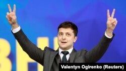 Володимир Зеленський під час дебатів на НСК «Олімпійський» у Києві. 19 квітня 2019 року