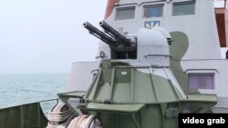 30-міліметрова спарена артилерійська уставка на кораблі Морської охорони «Донбас»